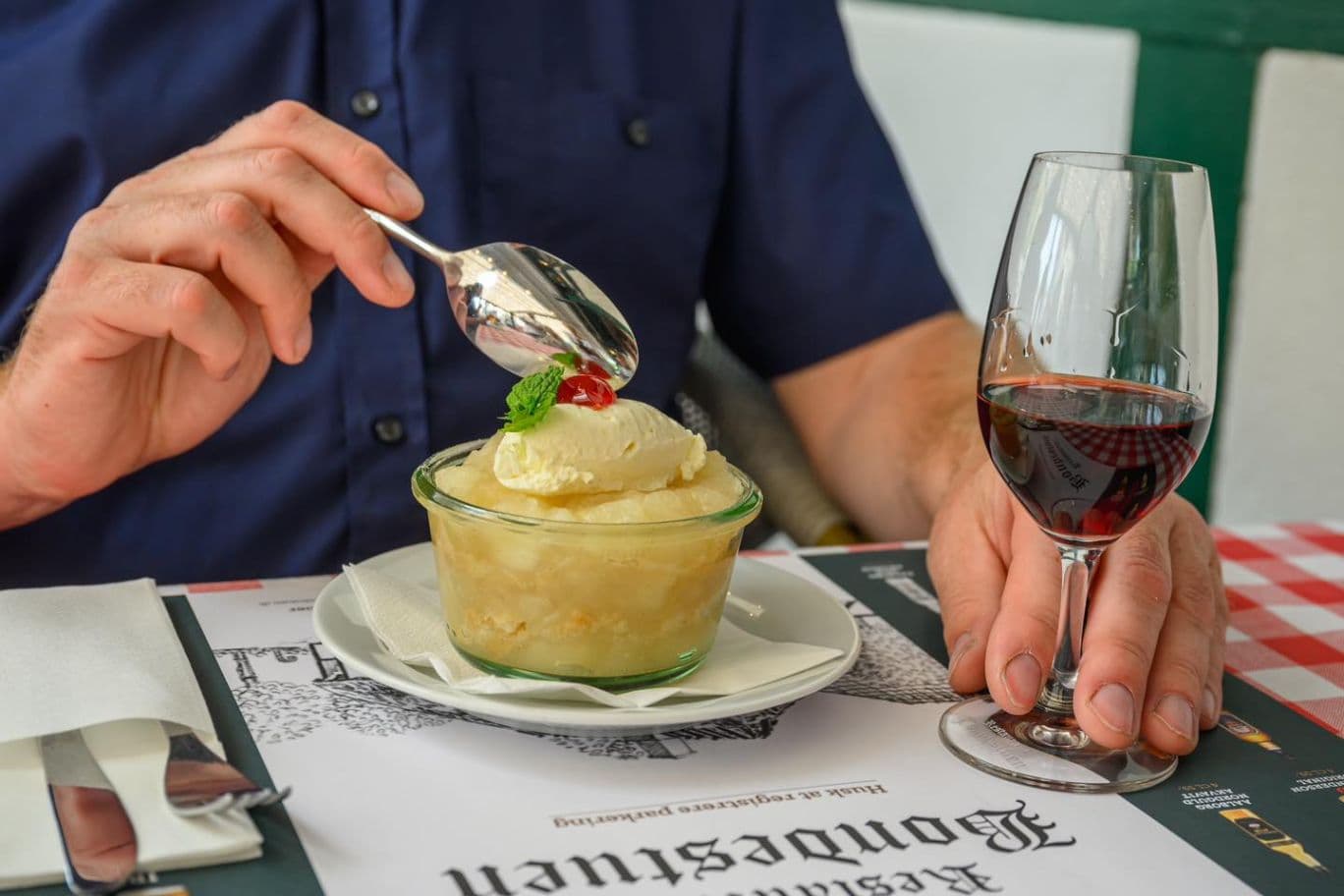 gammeldags æblekage